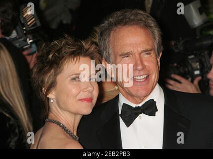 Annette Bening and Warren Beatty attend the Vanity Fair Oscar Party at Mortons in West Hollywood, CA on February 27, 2005.  Photo Credit: Henry McGee/MediaPunch Stock Photo