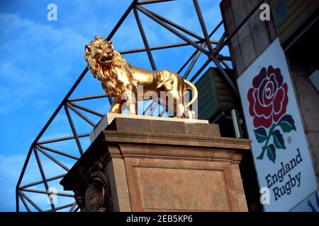 A Golden Lion statue on the Lion gate at the entrance to the west stand seen during a training session at Twickenham Stadium, London. Picture date: Friday February 12, 2021. Stock Photo