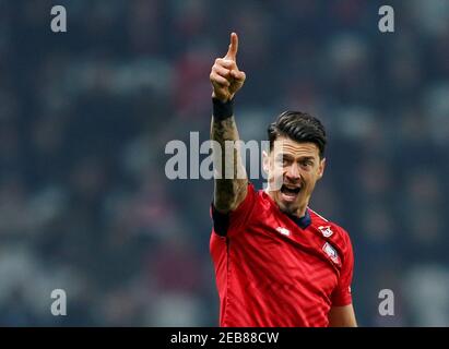 Soccer Football - Ligue 1 - Lille v Amiens SC - Stade Pierre-Mauroy, Lille, France - January 18, 2019   Lille's Jose Fonte reacts   REUTERS/Pascal Rossignol