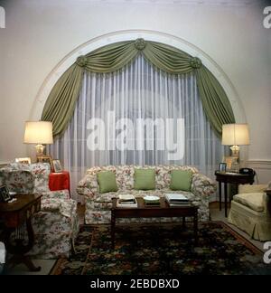 White House Rooms: East, West Sitting Rooms. Sofa and chairs in the West Sitting Hall, White House, Washington, D.C. Stock Photo