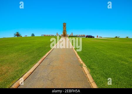 Walkway to Fremantle War Memorial at Monument Hill overlooks Fremantle Harbor in Perth, Western Australia. The memorial commemorates World War I. Stock Photo