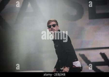 Ricky Wilson of Kaiser Chiefs performing on the Great Oak stage at the Barclaycard British Summer Time (BST) Festival in Hyde Park, London Stock Photo