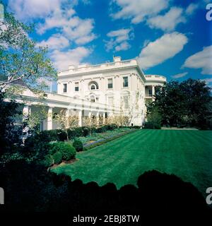 Rose Garden, views. View of the Rose Garden along the West Wing Colonnade. White House, Washington, D.C. Stock Photo