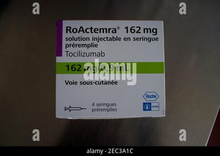 Tocilizumab, RoActemra Medication Box, humanized monoclonal antibody drug, arthritis treatment used to treat Covid-19 patients Stock Photo
