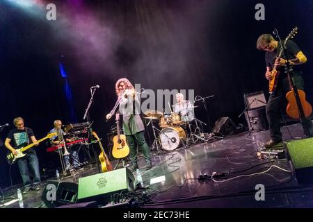 Clare Lindley on violin, James Warren, Andy Cresswell-Davis of Stackridge performing live on The Final Bow tour in Southport 2015 Stock Photo