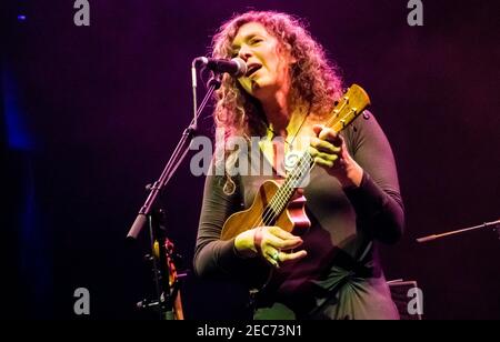 Clare Lindley on violin, James Warren, Andy Cresswell-Davis of Stackridge performing live on The Final Bow tour in Southport 2015 Stock Photo