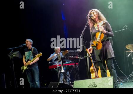 Clare Lindley on violin, James Warren, Andy Cresswell-Davis of Stackridge performing live on The Final Bow tour in Southport 2015 Stock Photo