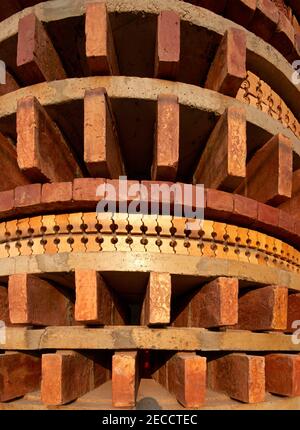 Brick detail. The Gallery House, Bansberia, India. Architect: Abin Design Studio, 2020. Stock Photo