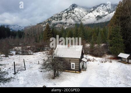 Aerial view of the Bull River Guard Station in winter. Bull River Valley, northwest Montana. (Photo by Randy Beacham) Stock Photo
