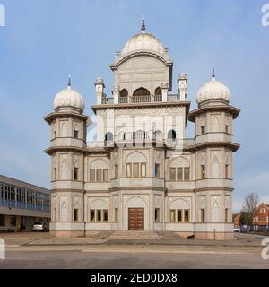 Guru Nanak Gurdwara Temple in Bedford England Stock Photo