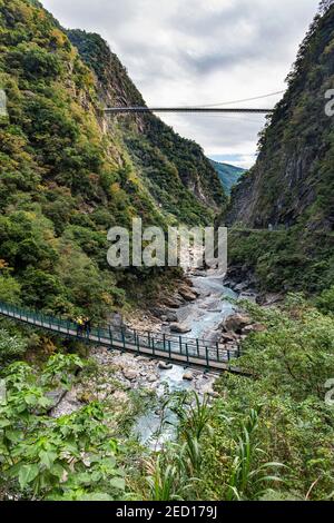 Hanging bridge in the Taroko gorge, Taroko National Park, Hualien county, Taiwan Stock Photo