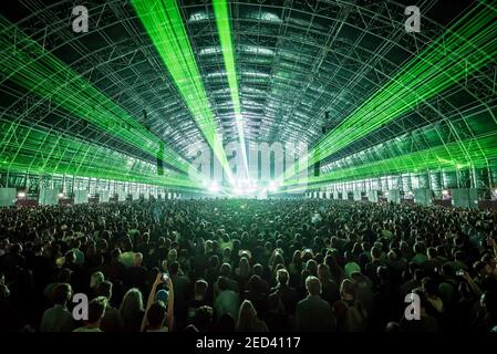 General view of the Barn stage during as Aphex Twin performs live at Field Day Festival 2017, Victoria Park, London.  Picture date: Saturday 3rd June 2017. Photo credit should read: © DavidJensen Stock Photo