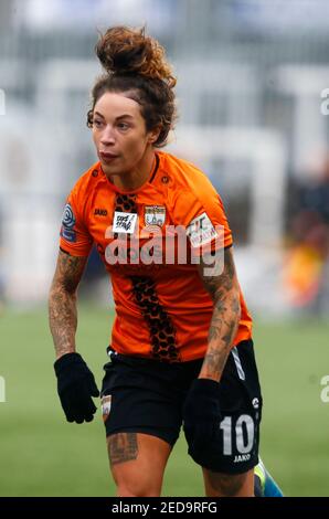 Bromley, United Kingdom. 14th Feb, 2021. BROMLEY, UNITED KINGDOM FEBRUARY14 : Brooke Nunn of London Bees during FA Women's Championship between Crystal Palace Women and London Bees Women at Hayes Lane Stadium, Bromley, UK on 14th January 2021 Credit: Action Foto Sport/Alamy Live News Stock Photo