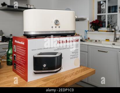Paris, France - Feb 1, 2021: Hero object of new KitchenAid 5KMT4116EAC  toaster luxury product with 2 compartments long slices close-up on the  logotype Stock Photo - Alamy