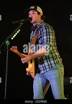 Delray Beach. 14th Feb, 2021. Easton Corbin performs at the Old School Square Pavilion on February 14, 2021 in Delray Beach, Florida. Credit: Mpi04/Media Punch/Alamy Live News Stock Photo