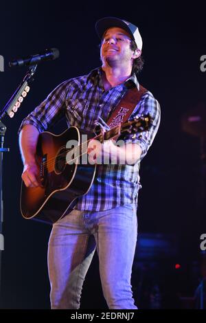 Delray Beach. 14th Feb, 2021. Easton Corbin performs at the Old School Square Pavilion on February 14, 2021 in Delray Beach, Florida. Credit: Mpi04/Media Punch/Alamy Live News Stock Photo
