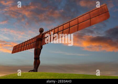 The Angel of the North at sunset, Newcastle Upon Tyne, England Stock ...