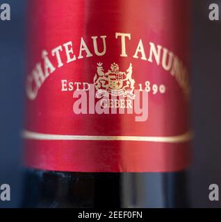 Chateau Tanunda Shiraz 2018 Australian wine bottle neck foil closeup Stock Photo