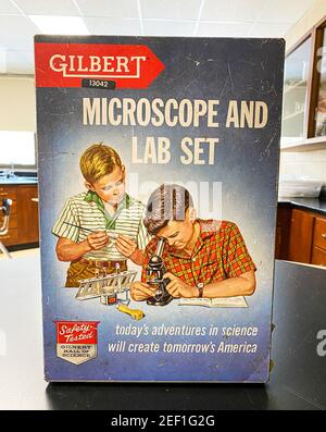 Gilbert chemistry set hi-res stock photography and images - Alamy