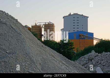 Wien, Alberner Hafen // Vienna, River Danube, Albern Harbour Stock Photo