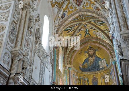 Europe, Italy, Sicily, Cefalù, Byzantine mosaics of Christ, Mary and the Apostles at the Cathedral, Duomo of Cefalu [Cefaú] Sicily Stock Photo