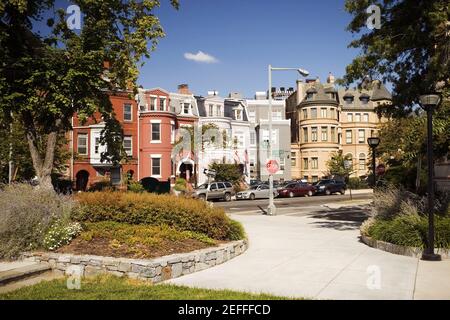 Cars parked outside apartment buildings, Washington DC, USA Stock Photo