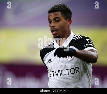 Turf Moor, Burnley, Lancashire, UK. 17th Feb, 2021. English Premier League Football, Burnley versus Fulham; Mario Lemina of Fulham Credit: Action Plus Sports/Alamy Live News Stock Photo