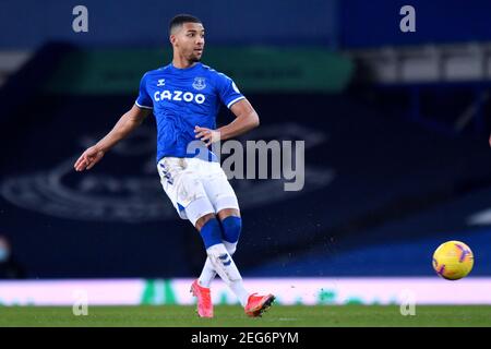 Liverpool, United Kingdom, 17th February 2021. Everton's Mason Holgate. Credit: Anthony Devlin/Alamy Live News Stock Photo