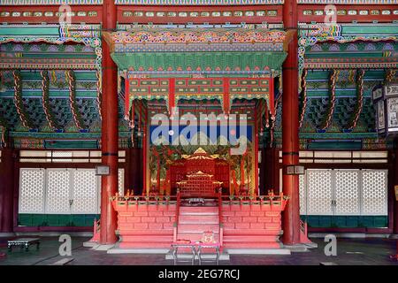 Seoul, South Korea - November 03, 2018 : The interior view of the Geunjeongjeon Hall in Gyeongbokgung Palace. Stock Photo