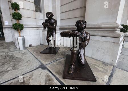 17th Feb 2021, Royal Stock Exchange, London, United Kingdom, Paparazzi Dogs sculpture, by Gillie and Marc. Stock Photo