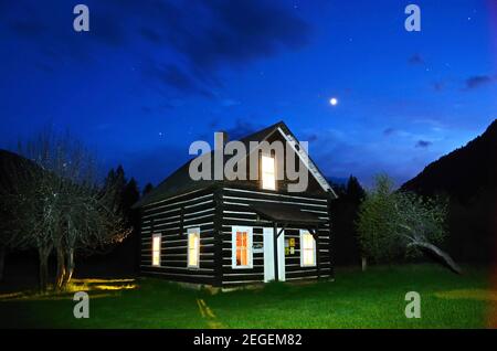 Bull River Guard Station at night. Kootenai National Forest, northwest Montana. (Photo by Randy Beacham) Stock Photo