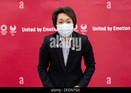 (210219) -- BEIJING, Feb. 19, 2021 (Xinhua) -- Hashimoto Seiko, president of the Tokyo Organising Committee of the Olympic and Paralympic Games (Tokyo 2020), attends a press conference following the Tokyo 2020 Executive Board meeting in Tokyo, Japan on Feb. 18, 2021. (Yamazaki Yuichi/Pool via Xinhua) Stock Photo