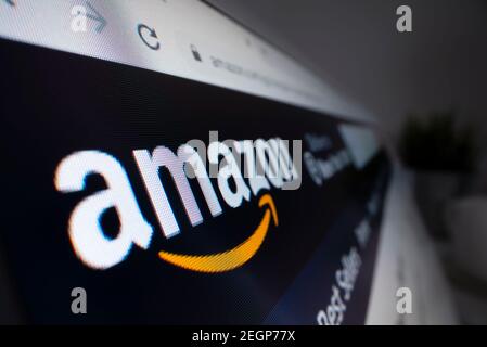 Close-up view of Amazon logo on its website Stock Photo