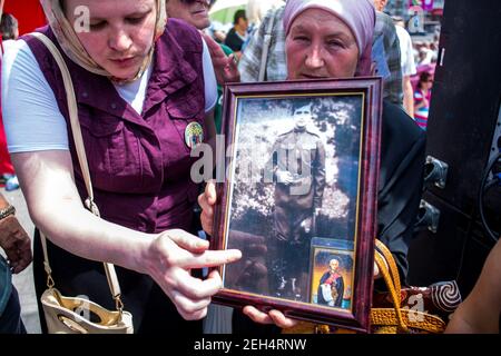 Michael Bunel / Le Pictorium -  Ukraine Donbass War -  25/05/2014  -  Ukraine / Donbass / Donetsk  -  Women display photos of former soldiers to the press. After the Euromaidan revolution in winter 2013 in Kyiv, then the annexation of Crimea in March by Russia, it is the turn of the Donbass Oblast in eastern Ukraine to fall into chaos between the new government in Kyiv and the pro-Russian separatists.  May 25, 2014. Donetsk. Ukraine. Stock Photo