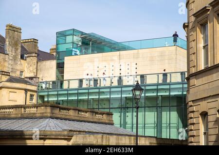 The hot bath, rooftop thermae bath spa, people in robes on the balcony, bath, somerset, uk Stock Photo
