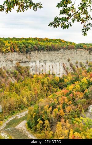 Great Bend, Genesee River and gorge at Letchworth State Park, Wyoming County, New York Stock Photo