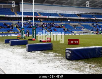 Rugby Union - Cardiff Blues v Northampton Saints 2010/11 Heineken European Cup Pool One  - Cardiff City Stadium  - 19/12/10  General view of the snow on the pitch before the match  Mandatory Credit: Action Images / James Benwell  Livepic