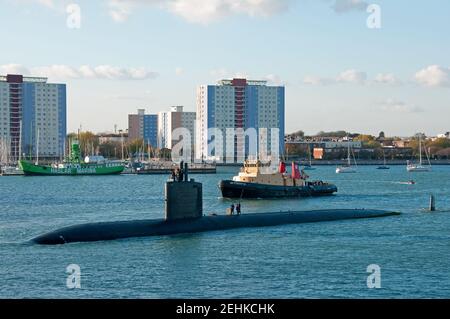 The United States Navy Los Angeles class attack submarine USS Hartford (SSN 768) leaving Portsmouth, UK on 5/11/12 after a courtesy port visit. Stock Photo