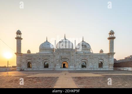 Abbassi Mosque near Derawar Fort, Yazman Tehsil, Punjab, Pakistan Stock Photo