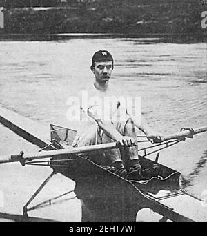 Paul Flouest champion de France d'aviron, le 2 octobre 1888 (skull). Stock Photo