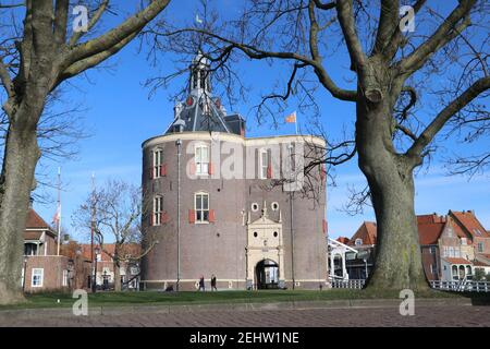 Drommedaris tower at the harbour in historic city centre in winter Enkhuizen, Noord-Holland, Netherlands, January 2021 Stock Photo