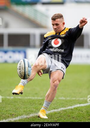 Leicester, Leicestershire, UK. 20th Feb 2021. 20th February 2021; Welford Road Stadium, Leicester, Midlands, England; Premiership Rugby, Leicester Tigers versus Wasps; Ben Vellacott of Wasps practicing a kick Credit: Action Plus Sports Images/Alamy Live News Stock Photo