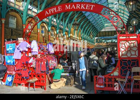 Apple Market, Covent Garden, City of Westminster, Greater London, England, United Kingdom Stock Photo