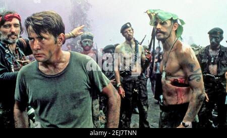 APOCALYPSE NOW 1979 United Artists film with from left: Dennis Hopper, Martin Sheen, Sam Bottoms Stock Photo