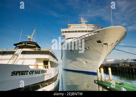 Spirit of San Diego Harbour cruise boat passes coronado Stock Photo - Alamy