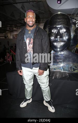 Artist David Weeks attends The unveiling of his NSEWest Statue held at Sneakertopia Inc. at The Promenade At Howard Hughes Center on January 24, 2020 in 20 in Los Angeles, CA, USA (Photo by Parisa Afsahi/Sipa USA)