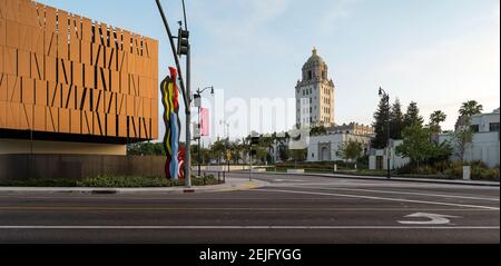 View of Wallis Annenberg Center for the Performing Arts, Santa Monica Boulevard, Beverly Hills Business Triangle, Beverly Hills, Los Angeles County, California, USA Stock Photo