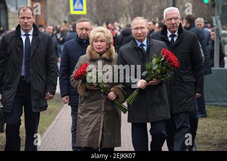 Анатолий собчак и путин фото