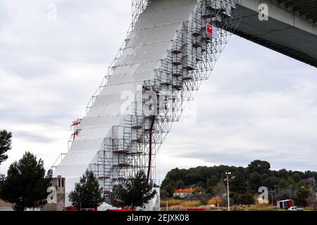 Martigues, France. 15th Feb, 2021. A closeup view of tarpaulins installed along the scaffolding during the repair of the legs of the Martigues motorway viaduct. Credit: Gerard Bottino/SOPA Images/ZUMA Wire/Alamy Live News Stock Photo