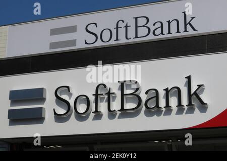 Japanese Multinational Conglomerate Holding Company Softbank Group Logo Seen In Tokyo Stock Photo Alamy